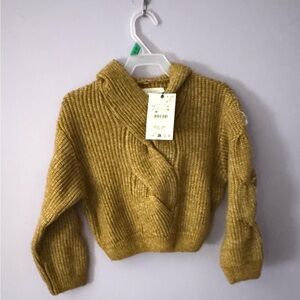 Zara Girls Cozy Tan Sweater Size 8-9